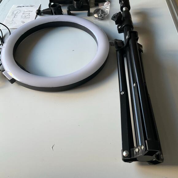 10'' Ring Light,w Extendable Tripod Stand, for Live Stream/Makeup/YouTube/TikTok - Picture 9 of 11
